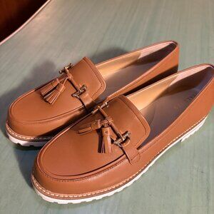 NEW Womens Talbots Havana Tan Laura Tassel Loafers Size 10 M